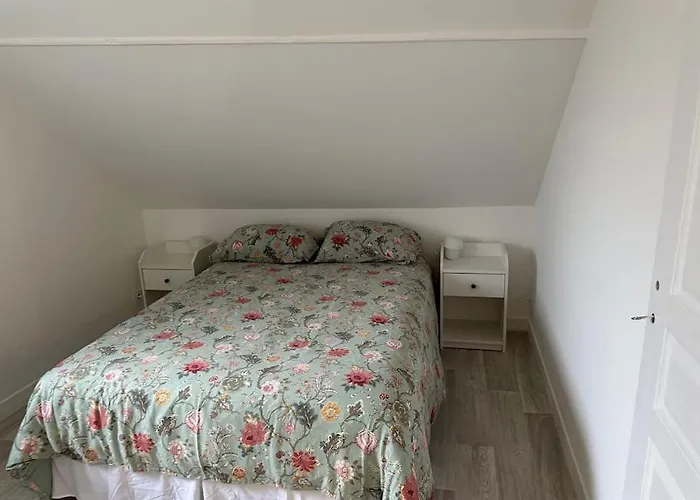 Appartement Centre Ville Lillebonne 2Eme Etage